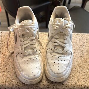 Women’s Nike “07 Air-force One